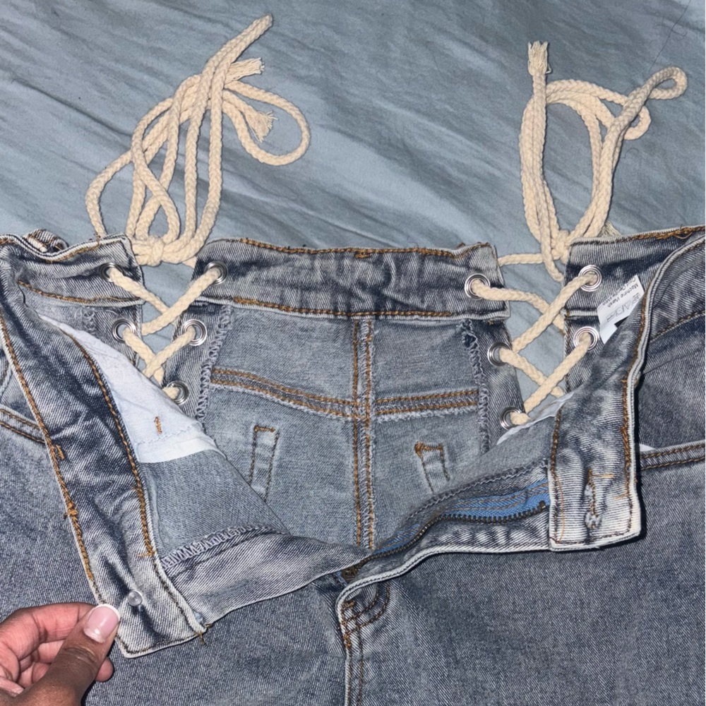 Lace-Up Denim Jeans - Picture 3 of 8